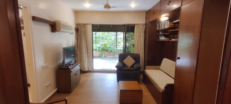 Living Room, khar west 3 Bedroom 3000 Sq.Ft. Apartment In Khar West Mumbai 8776000