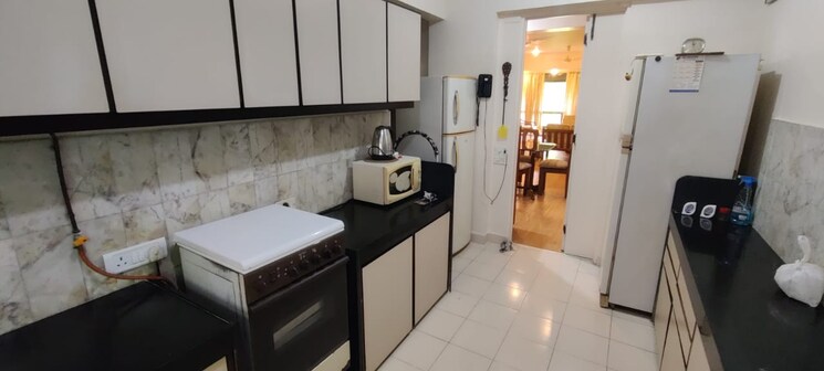 Kitchen, khar west 3 Bedroom 3000 Sq.Ft. Apartment In Khar West Mumbai 8776000