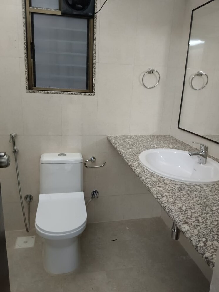 Attached Bathroom, greens-laurel 3 Bedroom 1500 Sq.Ft. Apartment In Thergaon Pune 8775993