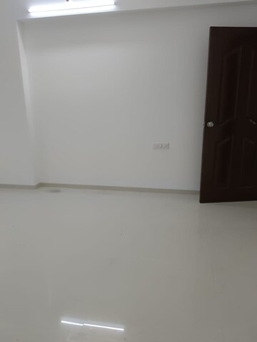 Room in 3 BHK Apartment at Greens Laurel, Thergaon – for Rent