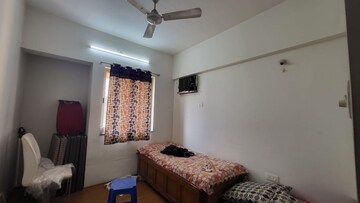 Room in 2 BHK Apartment at Europa CHS, Dombivli East – for Rent