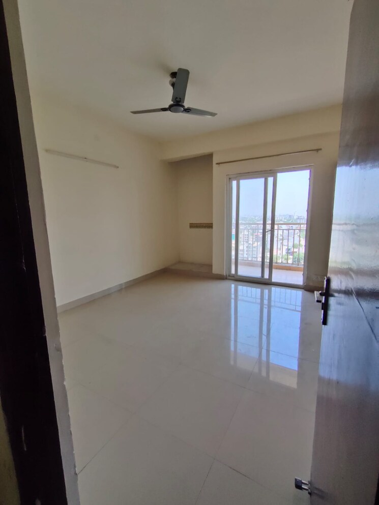 Bedroom, paramount-emotions 2 Bedroom 1075 Sq.Ft. Apartment In Sector 1 Greater Noida Greater Noida 8776133