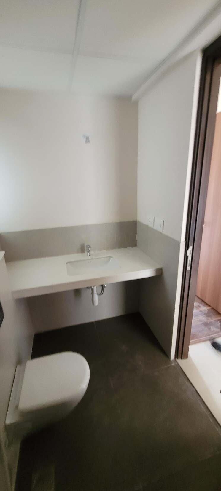 Bathroom, piramal-vaikunth 3 Bedroom 1250 Sq.Ft. Apartment In Balkum Pada Thane 8776162
