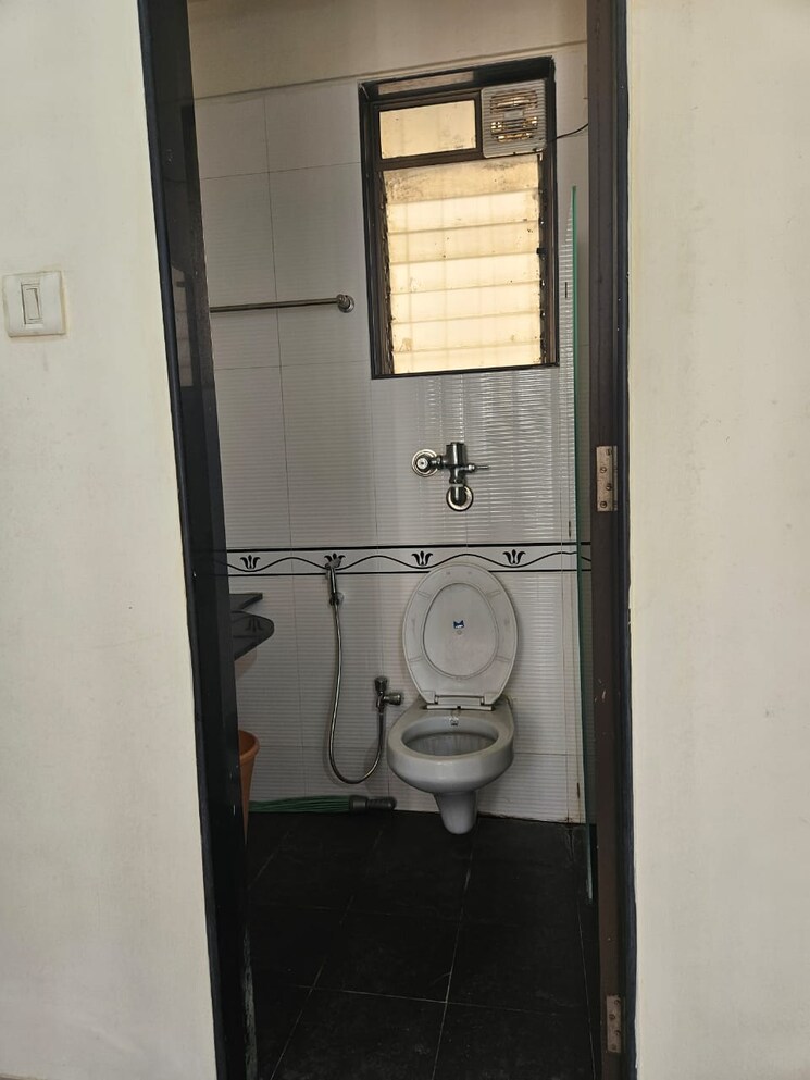 Bathroom, lake-florence 1 Bedroom 600 Sq.Ft. Apartment In Powai Mumbai 8776198