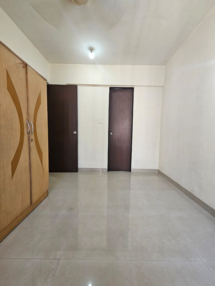 Balcony, lake-florence 1 Bedroom 600 Sq.Ft. Apartment In Powai Mumbai 8776198