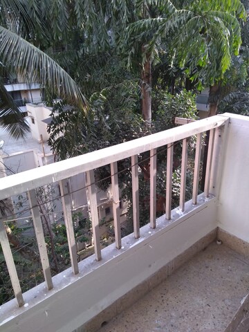 Balcony in 2 BHK Apartment at Pooja Apartments Khar, Khar West – for Rent