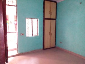 Room in 1 BHK Apartment at Sarita Vihar – for Sale