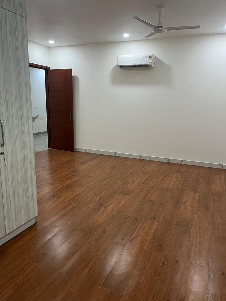 Master Bedroom, m3m-woodshire 3 Bedroom 1943 Sq.Ft. Apartment In Sector 107 Gurgaon 8776369