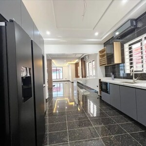 Kitchen in 3 BHK Builder Floor at Sector 39 – for Sale