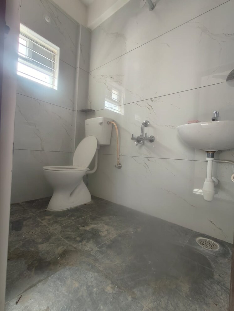 Attached Bathroom, iti layout 2 Bedroom 1200 Sq.Ft. Builder Floor In Iti Layout Bangalore 8776463