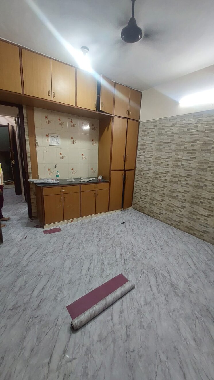 Room, pul pehlad pur 3 Bedroom 1300 Sq.Ft. Builder Floor In Pul Pehlad Pur Delhi 8776410