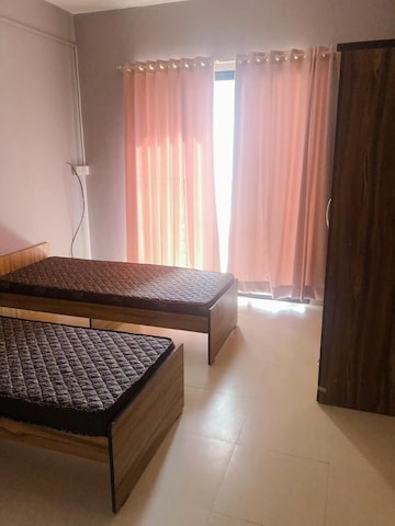 Room in  Pg at Tej One, Fergusson College Road – for Rent