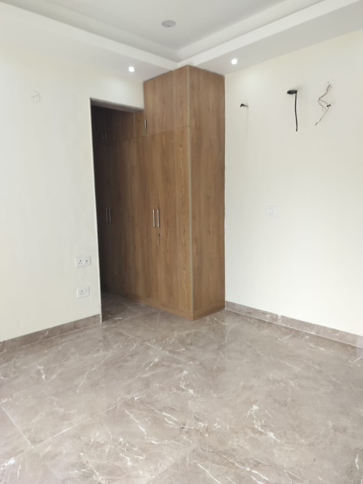 4 BHK + Extra Room Apartment For Sale in Omaxe Heights