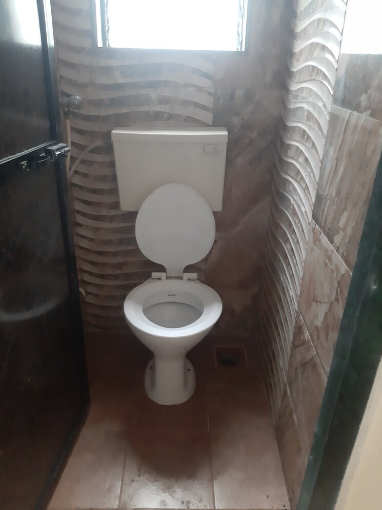 Attached Bathroom, leo-group-housing-complex 1 Bedroom 415 Sq.Ft. Apartment In Bhandup West Mumbai 8776615