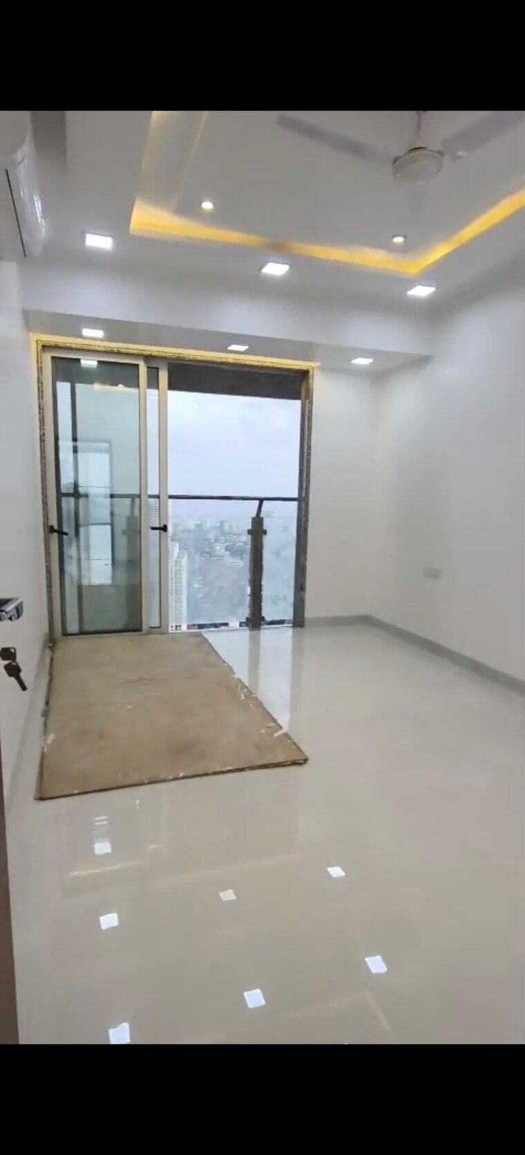 Room, nathani-heights 4 Bedroom 2300 Sq.Ft. Apartment In Dalal Estate Mumbai 8776779