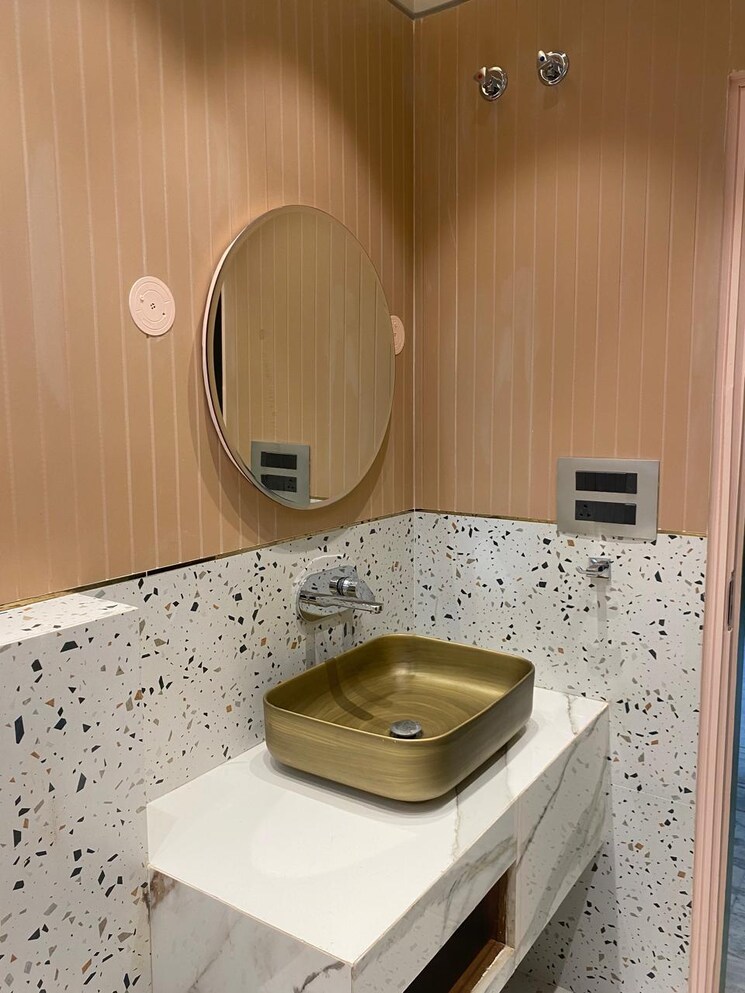 Washroom, spazedge Commercial Office Space 500 Sq.Ft. In Sector 47 Gurgaon 8776606