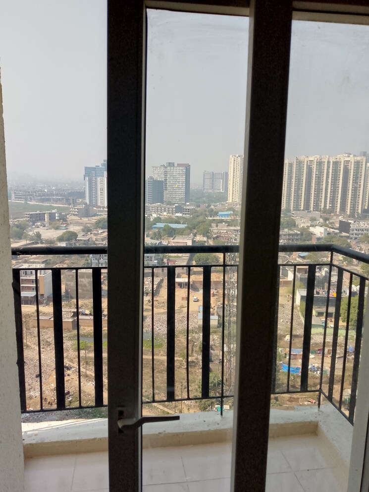Balcony, amrapali-terrace-homes 3 Bedroom 1185 Sq.Ft. Apartment In Tech Zone 4 Greater Noida Greater Noida 8776659