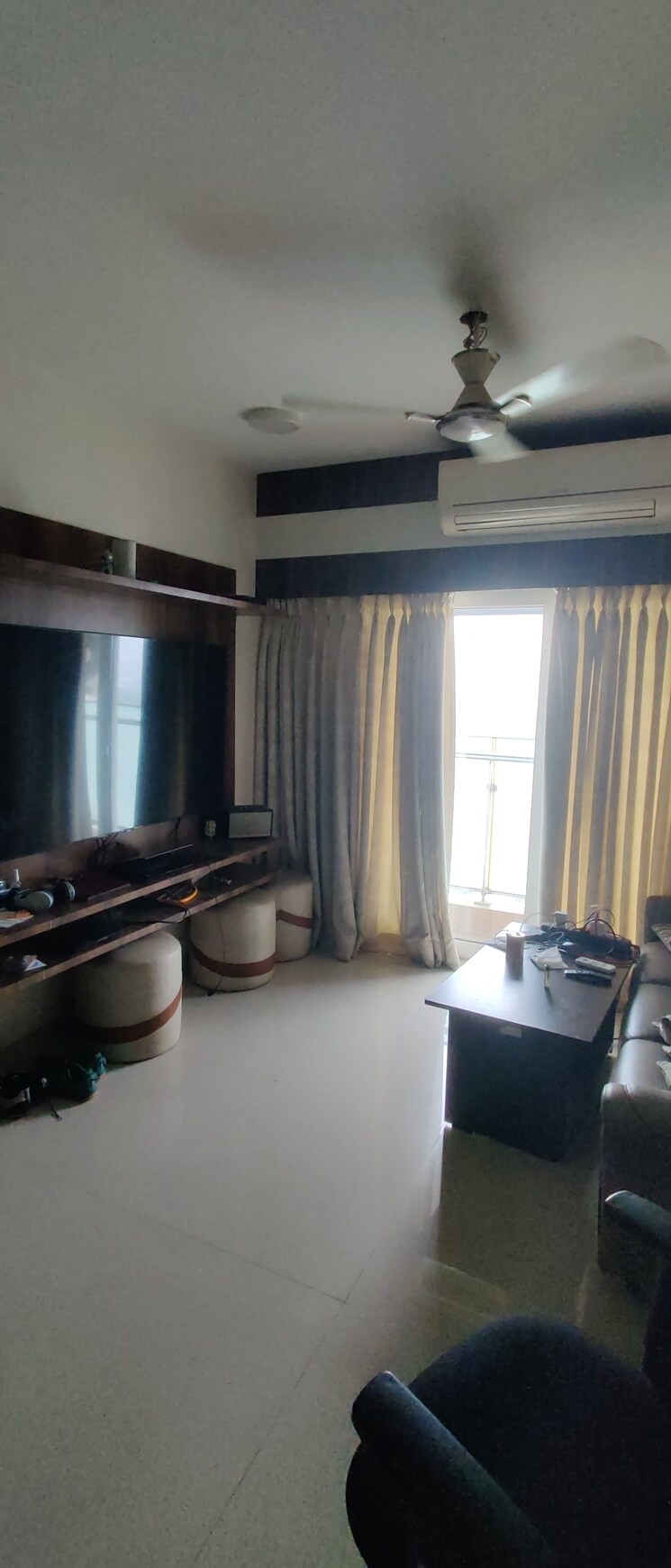 Living Room, hubtown-hillcrest 2 Bedroom 657 Sq.Ft. Apartment In Andheri East Mumbai 8776620