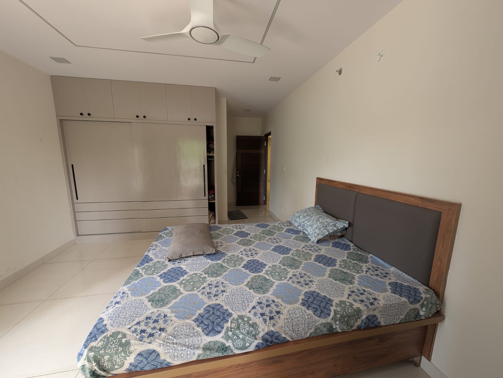 3.5 BHK + Pooja Room Apartment For Rent in Sumadhura Horizon