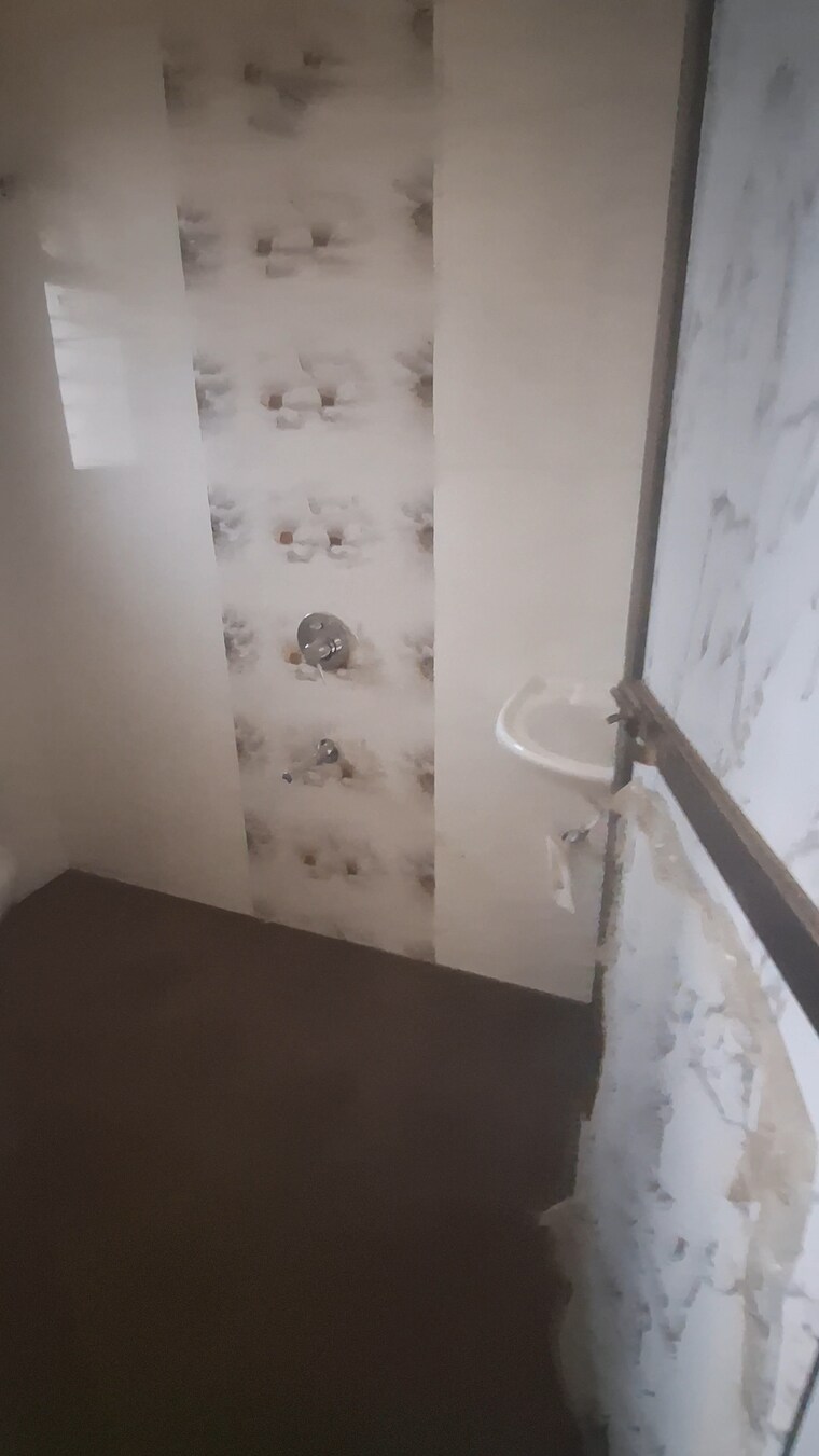 Bathroom, santacruz east 1 Bedroom 410 Sq.Ft. Apartment In Santacruz East Mumbai 8776722