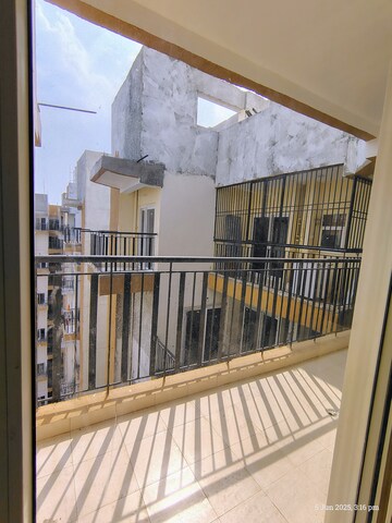 Balcony in 2.5 BHK Apartment at Amrapali Terrace Homes, Tech Zone 4 Greater Noida – for Sale