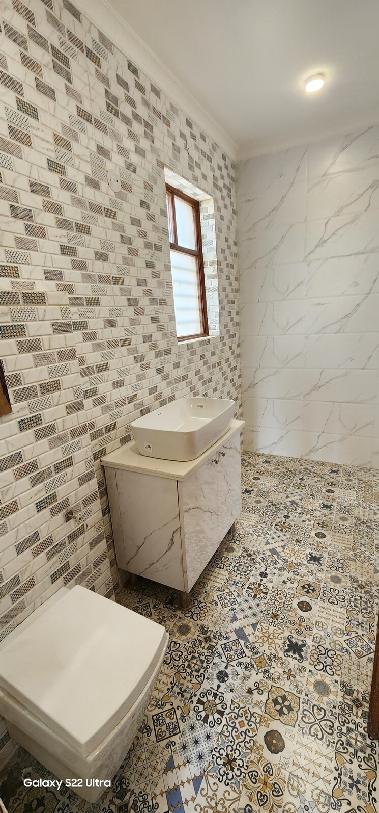 Bathroom, puri-pratham 2.5 Bedroom 1300 Sq.Ft. Apartment In Sector 84 Faridabad 8776764