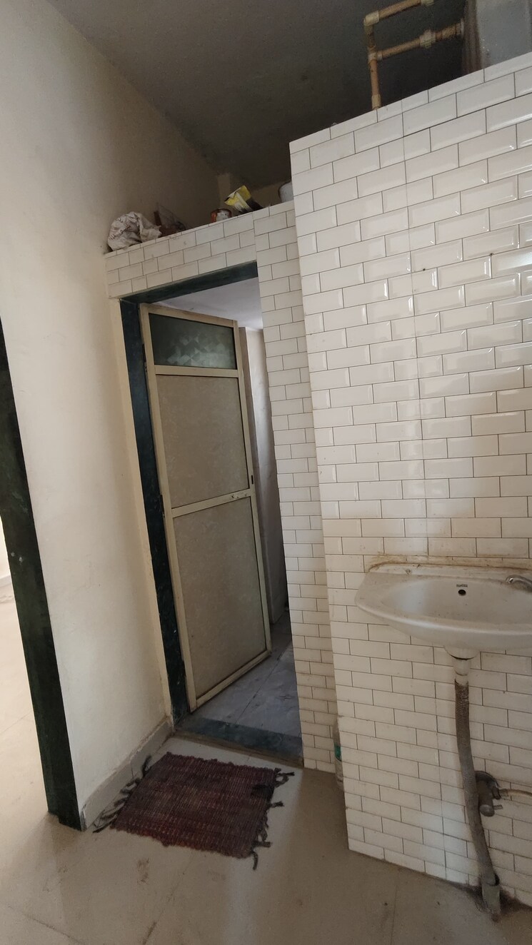 Bathroom, dombivli west 1 Bedroom 650 Sq.Ft. Apartment In Dombivli West Thane 8776822