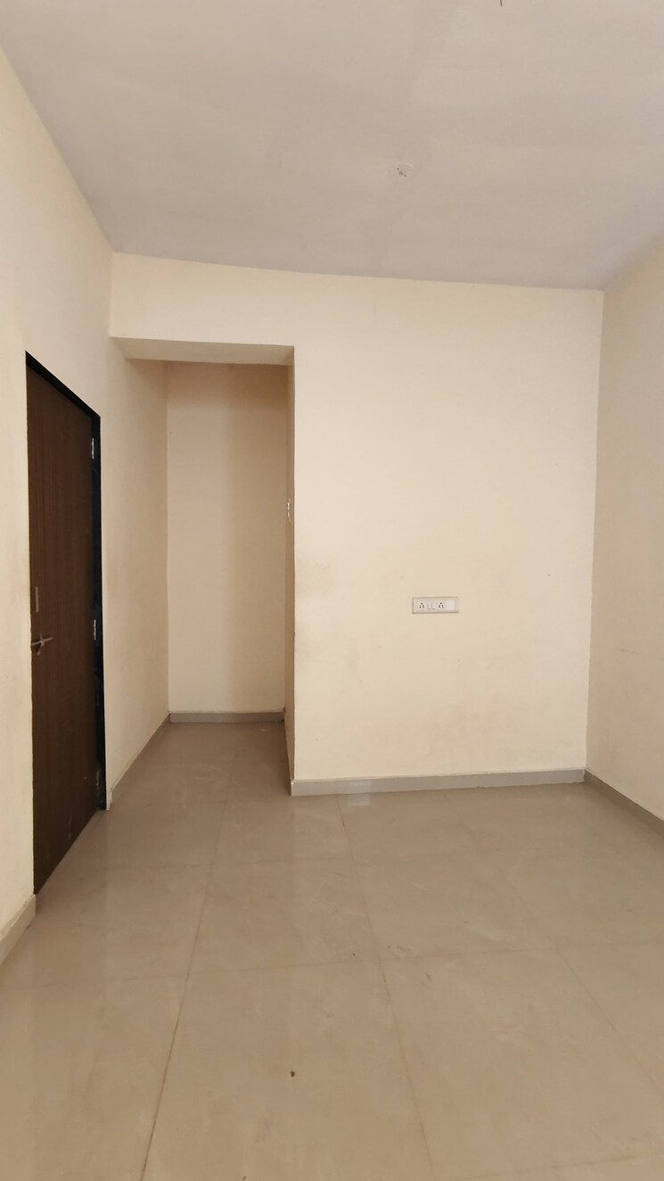 Room, dombivli west 1 Bedroom 650 Sq.Ft. Apartment In Dombivli West Thane 8776822