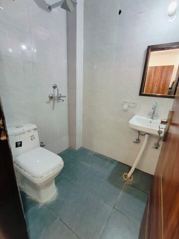 Bathroom in 3 BHK Apartment at Amrapali Zodiac, Sector 120 – for Sale