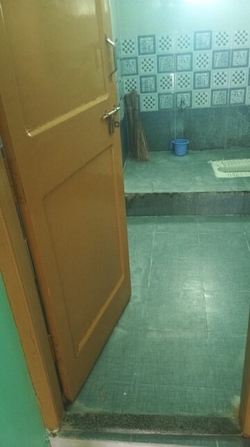 Furnished Amenities in 2 BHK Independent House at Hatia – for Rent