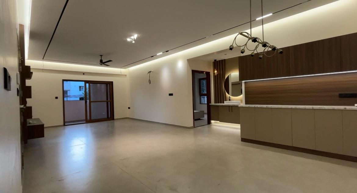 3 BHK + Servant Room,Extra Room Apartment For Rent in Langford Berlee 