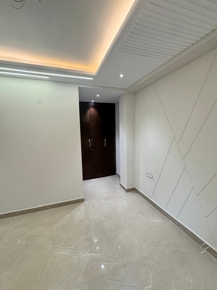 Room, tulip-violet 3 Bedroom 1578 Sq.Ft. Apartment In Sector 69 Gurgaon 8776916