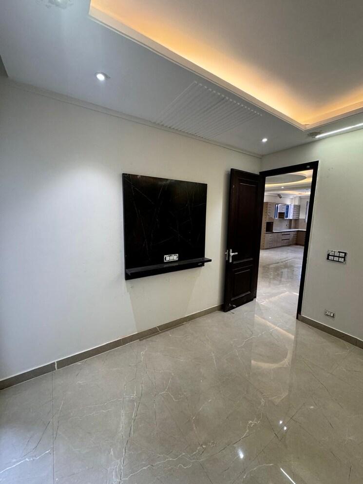 Room, tulip-violet 3 Bedroom 1578 Sq.Ft. Apartment In Sector 69 Gurgaon 8776916