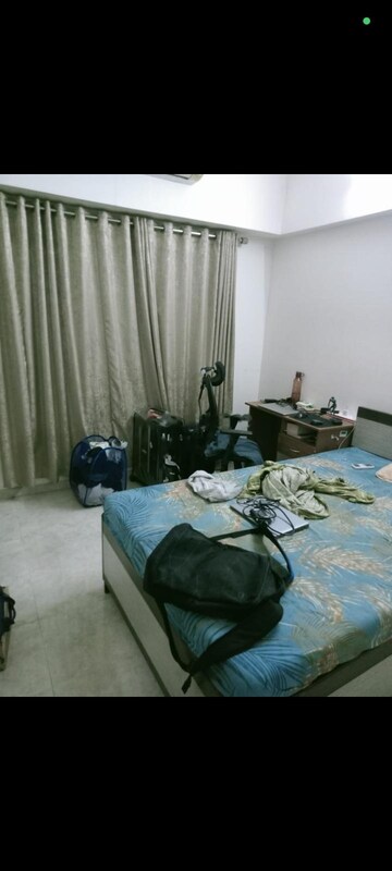Bedroom in 2 BHK Apartment at Lodha Amara, Kolshet Road – for Rent