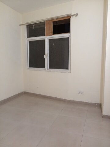 1.5 BHK Apartment For Rent in Mahagun Mywoods, Sector 16c Greater Noida