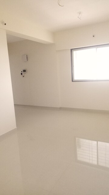 Room in 2 BHK Apartment at Renuka Gloria, Ravet – for Rent