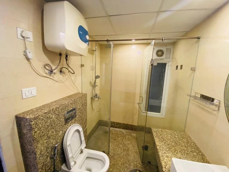 Bathroom, aba-ivy-county 4 Bedroom 2511 Sq.Ft. Apartment In Sector 75 Noida 8777170