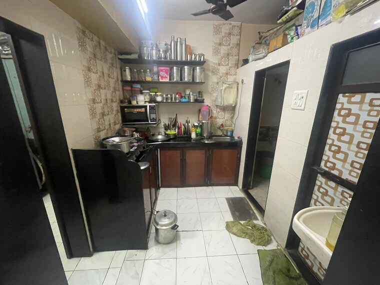 Kitchen, kolbad 1 Bedroom 450 Sq.Ft. Apartment In Kolbad Thane 8777224