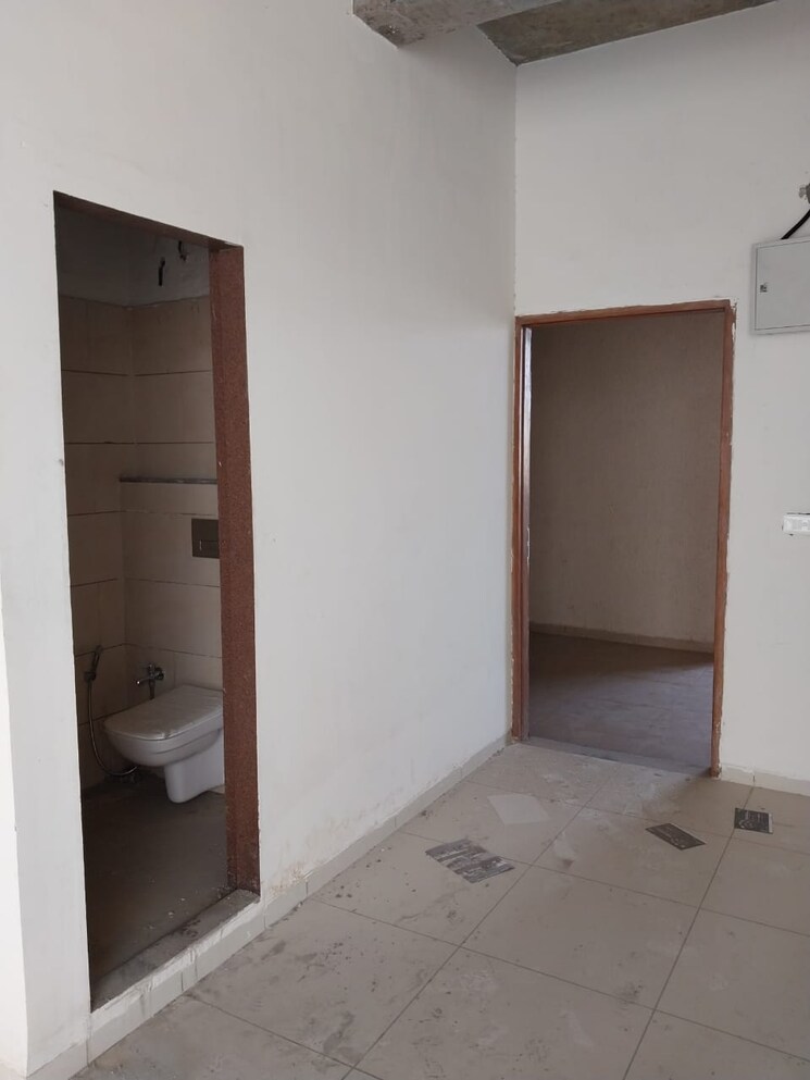 Room, shreeya-amalga Commercial Office Space 3415 Sq.Ft. In Thaltej Ahmedabad 8777198