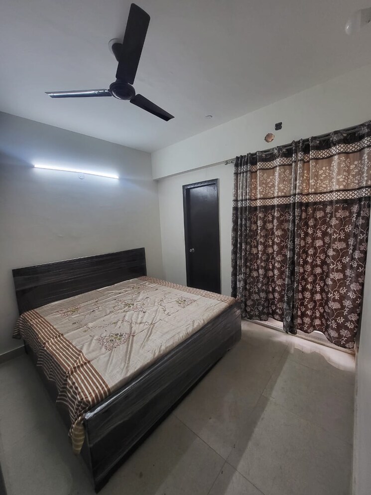 Bedroom, signature-the-serenas 2 Bedroom 631 Sq.Ft. Apartment In Sohna Sector 36 Gurgaon 8777345