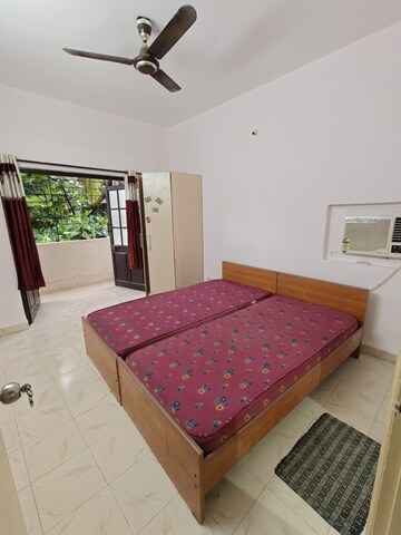 Bedroom in 3 BHK Apartment at Miramar – for Rent