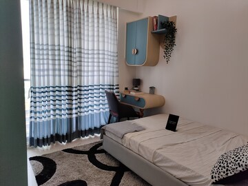 Bedroom in 2.5 BHK Apartment at Ekta Tripolis, Goregaon West – for Rent
