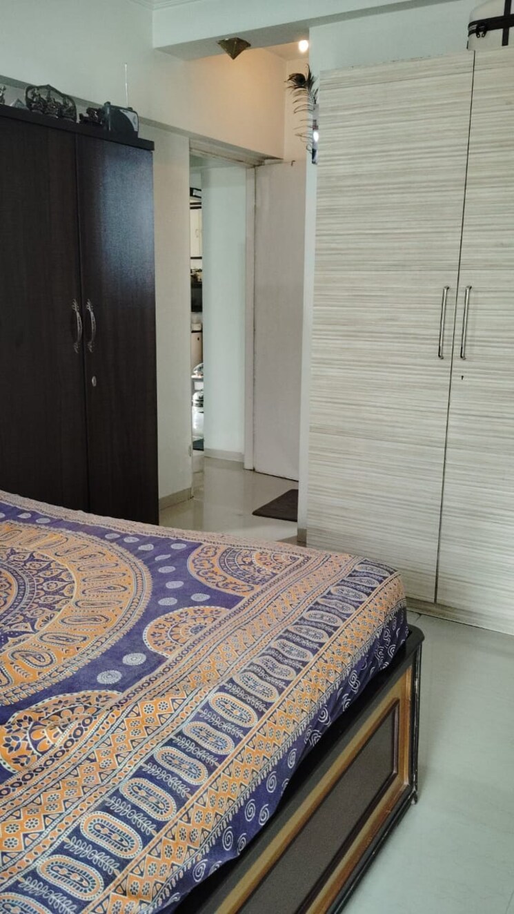 Bedroom, gokul-sangeet 3 Bedroom 1000 Sq.Ft. Apartment In Santacruz West Mumbai 8777466