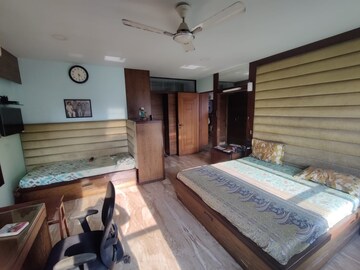 Master Bedroom in 5 BHK Apartment at Gamdevi – for Sale