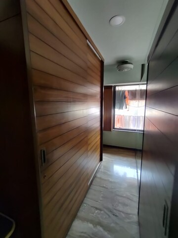  5 BHK Apartment at Gamdevi – for Sale