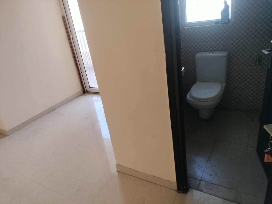 2 BHK + Pooja Room Apartment For Rent in RG Residency