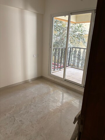 Room in 3 BHK Apartment at Nagesh  Tower, Vishnu Nagar – for Rent