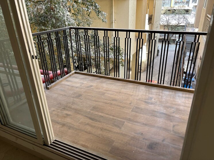 Balcony, nagesh-tower 3 Bedroom 900 Sq.Ft. Apartment In Vishnu Nagar Thane 8777479