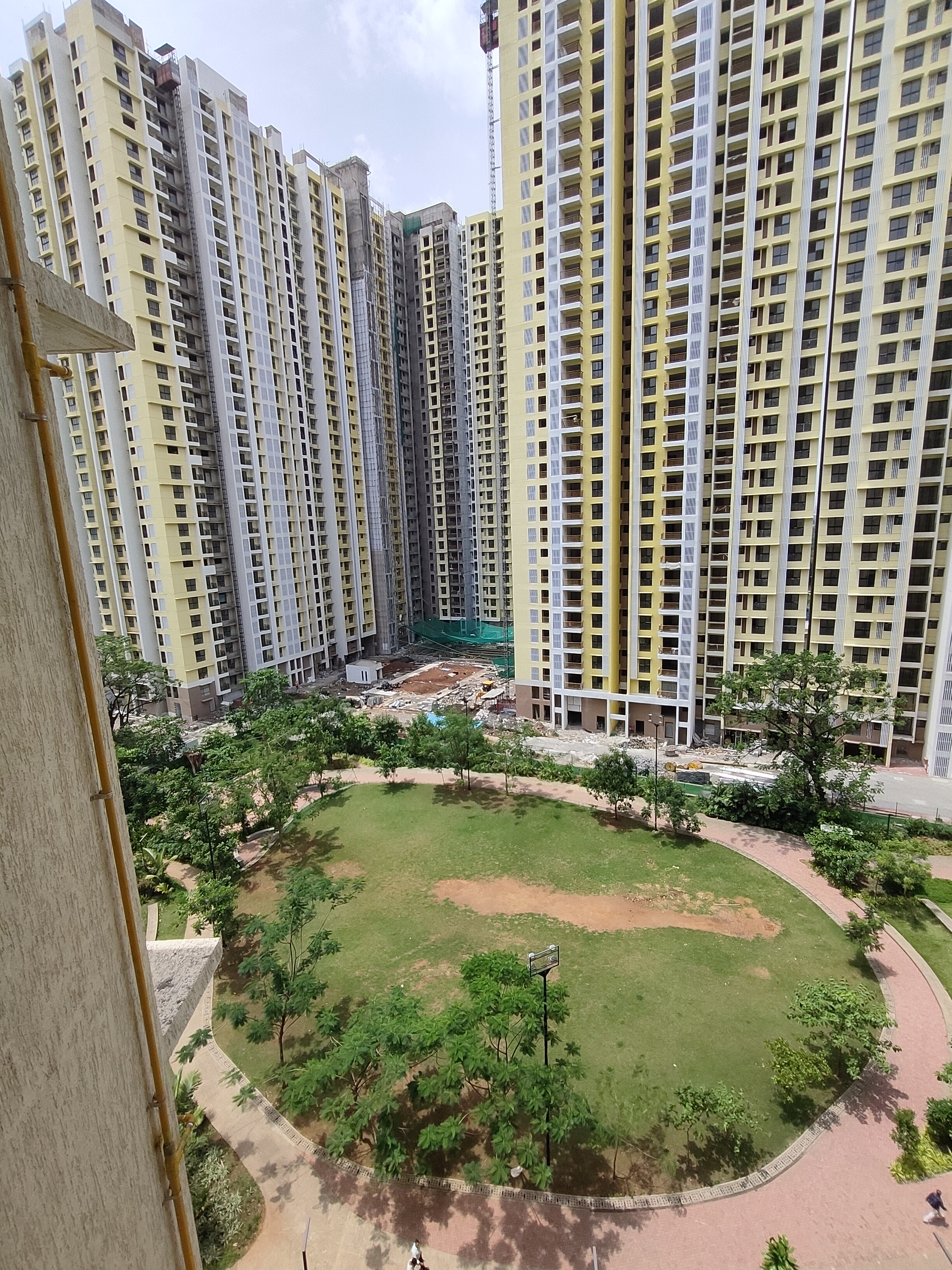 1 BHK Apartment For Rent in Runwal Gardens