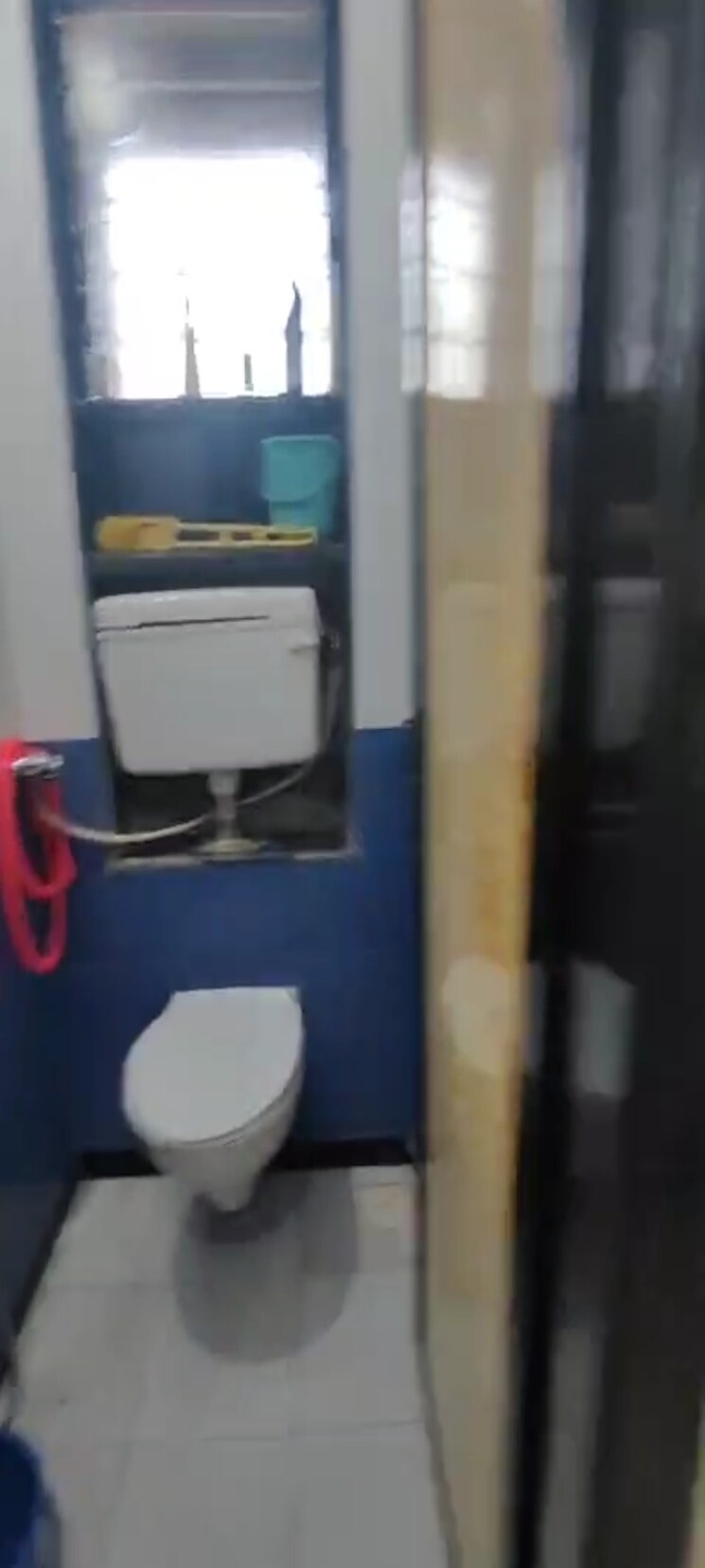 Bathroom, dadar west 1 RK 300 Sq.Ft. Apartment In Dadar West Mumbai 8777504